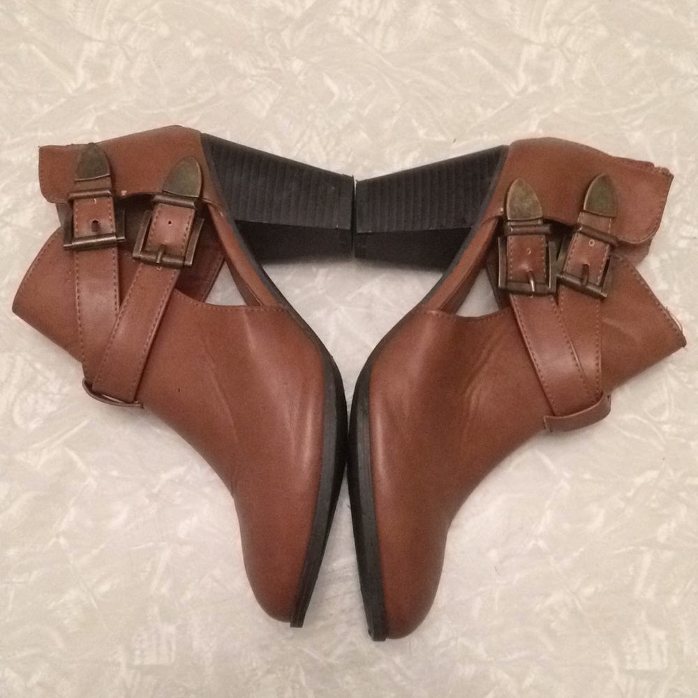 Bamboo Brown Strappy Booties